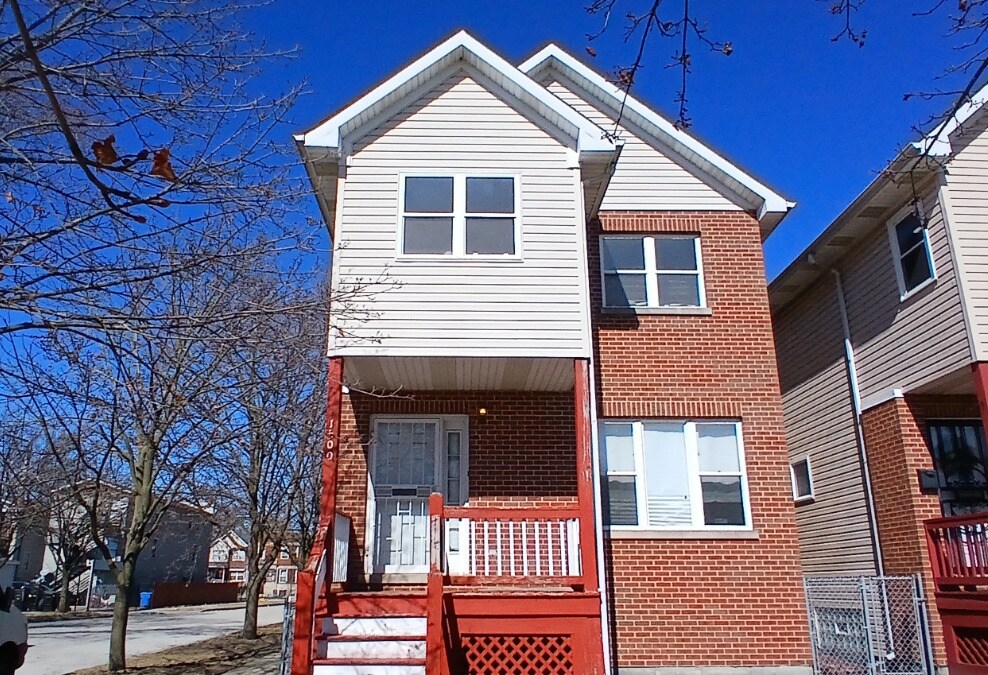 Foto principal - 1500 E 72nd Pl