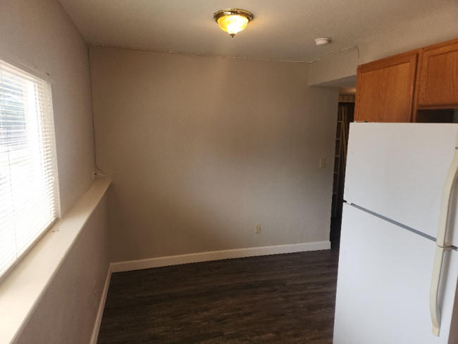 Foto del edificio - 6624 Dublin Loop W