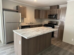 Building Photo - 506 English Oak Ct