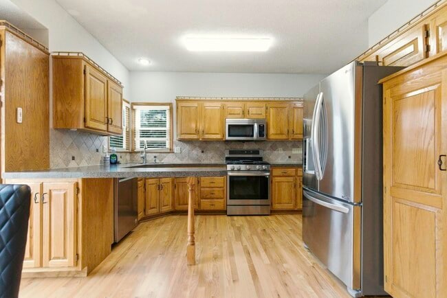 Building Photo - 11501 Riley St