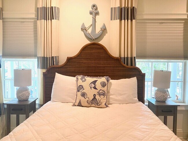 Foto del edificio - 2830 Jenkins Point Rd