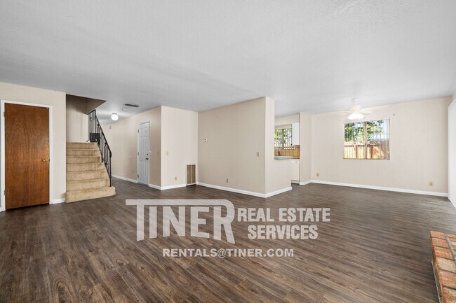 Building Photo - East Sacramento 3 Bedroom Duplex