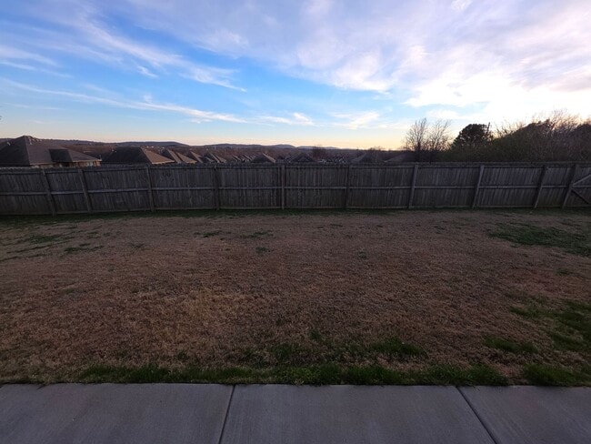 Building Photo - Lovely 3 bedroom home in northwest Fayetteville