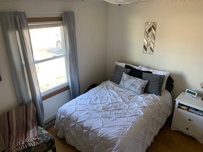 Foto del edificio - 1120 W Hamilton Ave