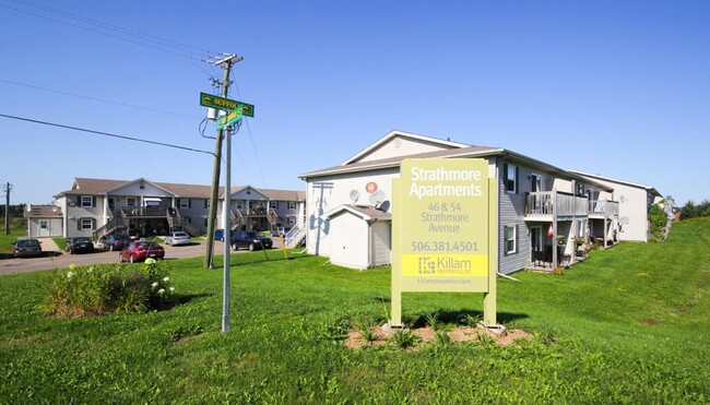 Building Photo - 46 & 54 Strathmore Avenue