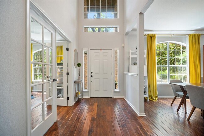 Foto del edificio - 6915 Gentle Oak Dr