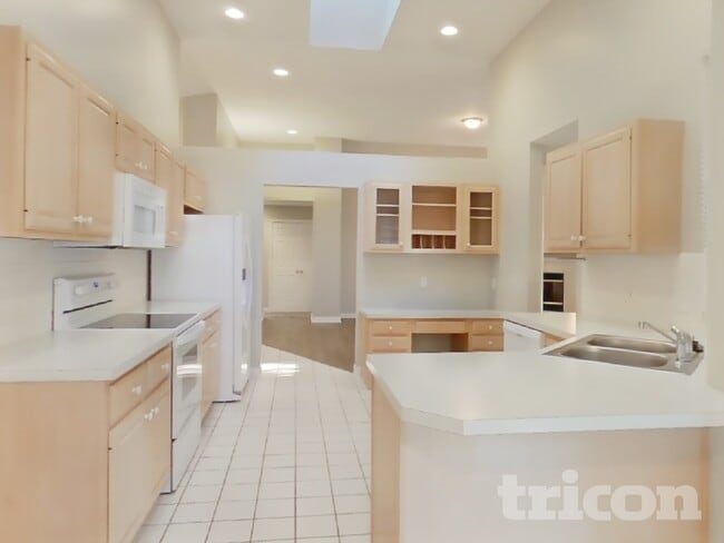 Building Photo - 3279 Wheaton Ct