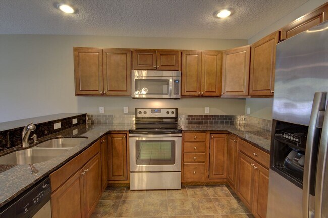 Foto del edificio - Gorgeous Townhomes