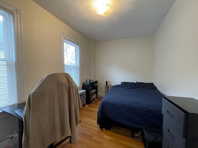 Foto del edificio - 69 Fairbanks St