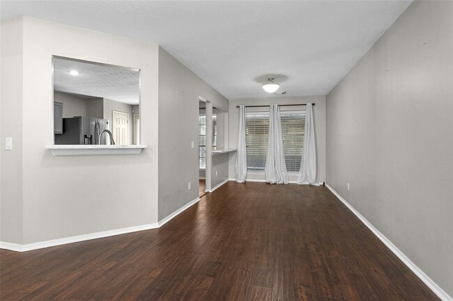 Building Photo - 16042 Glenbrook Knoll Ln