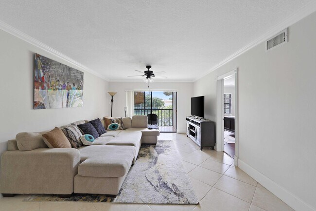 Foto del edificio - 3020 Florida Blvd