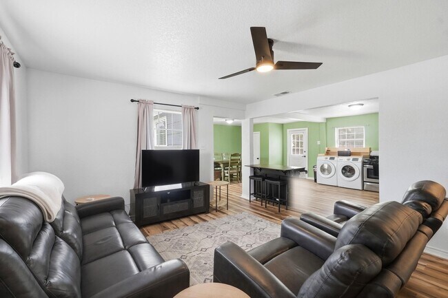 Foto del edificio - 2917 Hickory St