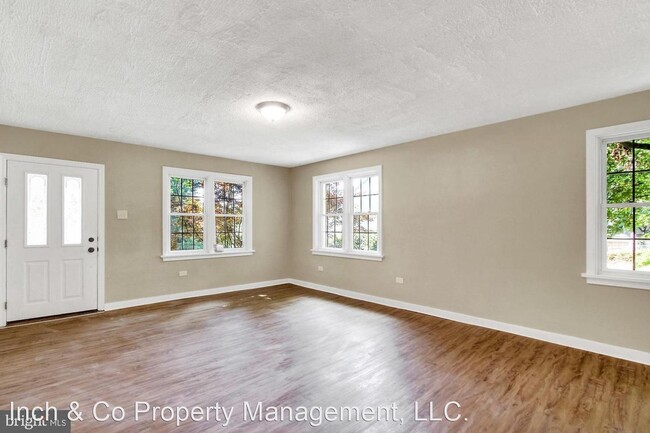 Building Photo - 3 br, 2 bath House - 663 2nd Street
