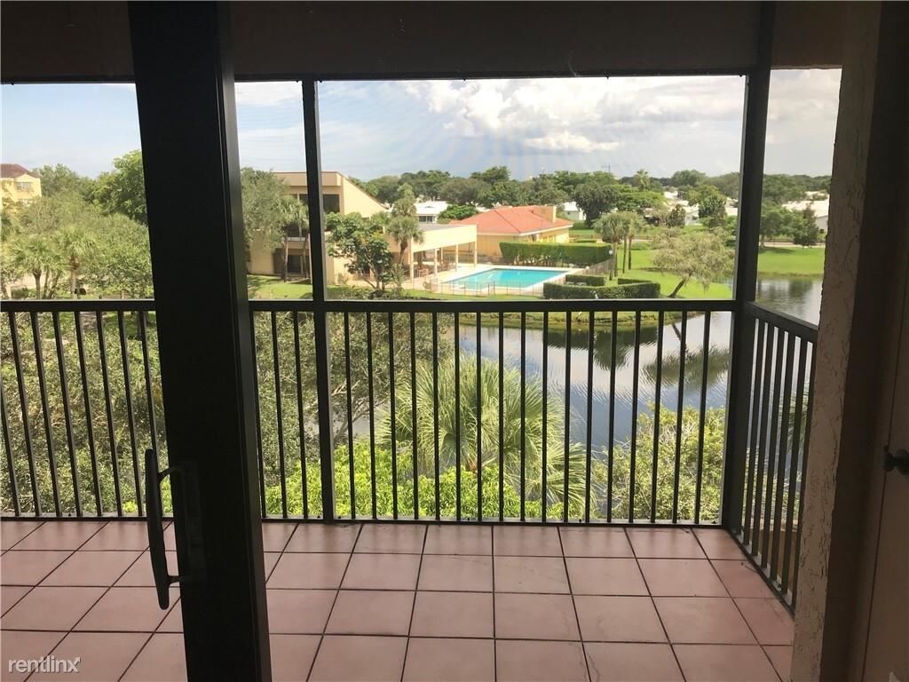 2 br, 2 bath - Jacaranda Heights - 2 br, 2 bath  - Jacaranda Heights