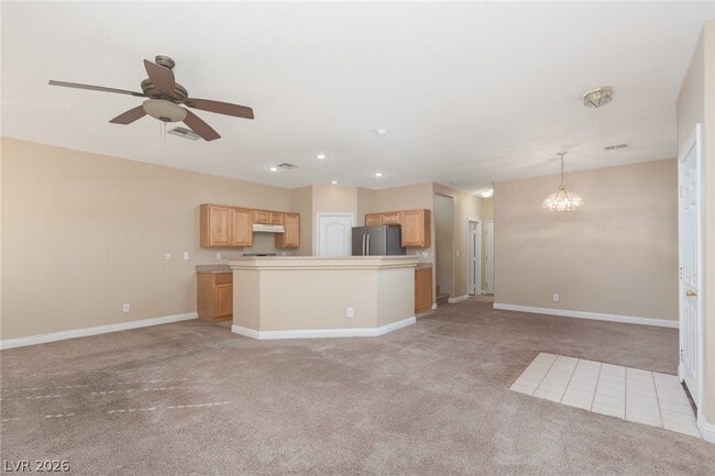 Foto del edificio - 6624 Lavender Lilly Ln