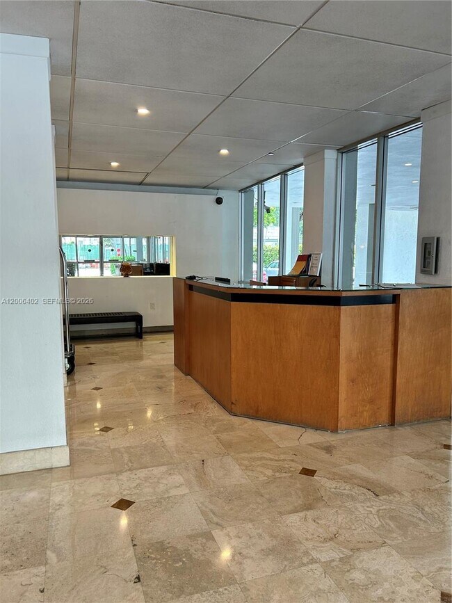 Foto del edificio - 150 SE 25th Rd