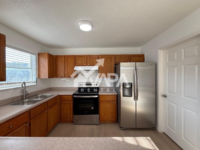 Building Photo - 4915 Brazoswood