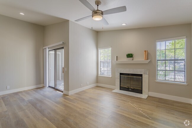 1HAB,1BA - 829 ft² Azalea - Slate Creek