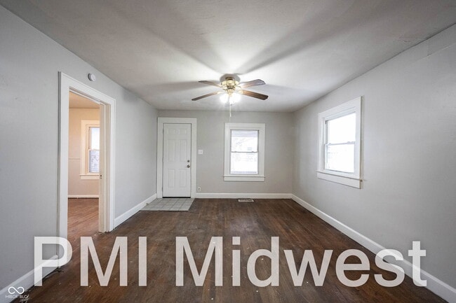 Foto del edificio - 2905 E 17th St