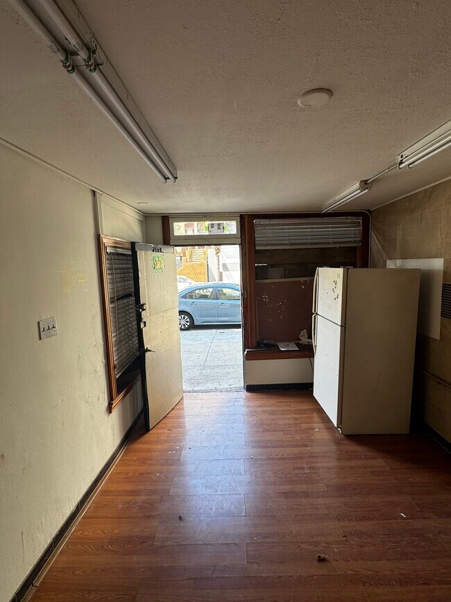 Foto del edificio - 3173 21st St