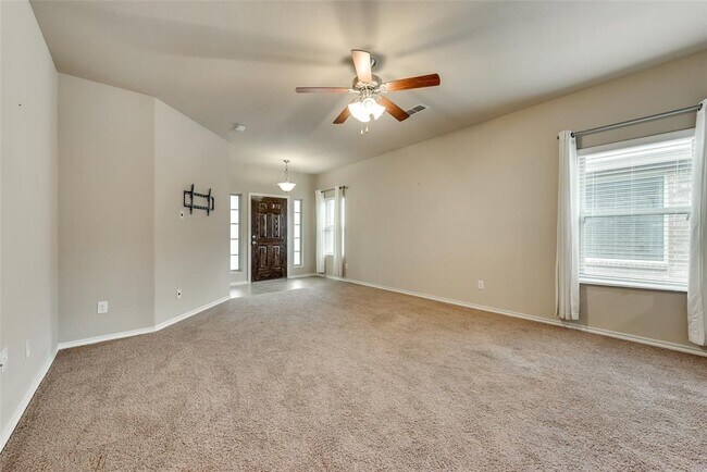Building Photo - 1068 Meadow Scape Dr