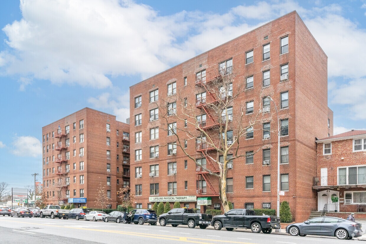 Primary Photo - 3060 Ocean Ave