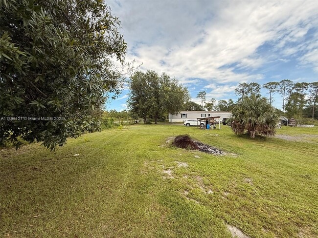 Building Photo - 751 Appaloosa Ave