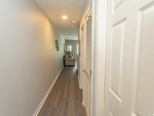 Foto del edificio - 646 Tupelo Ln
