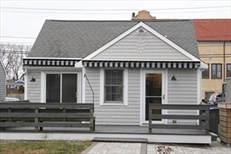 Building Photo - 148 Samoset Ave