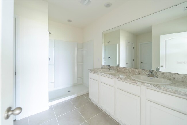 Building Photo - 1811 Silverbell Loop