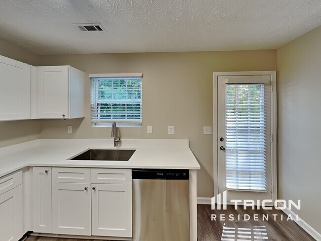 Foto del edificio - 230 Aprils Way Union City GA