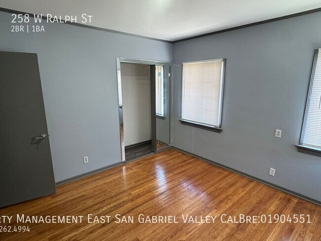 Building Photo - 258 W Ralph St