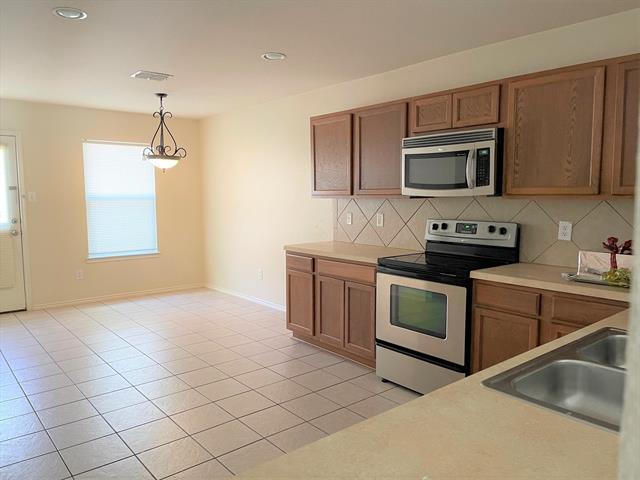 Foto del edificio - 12860 Balez Dr