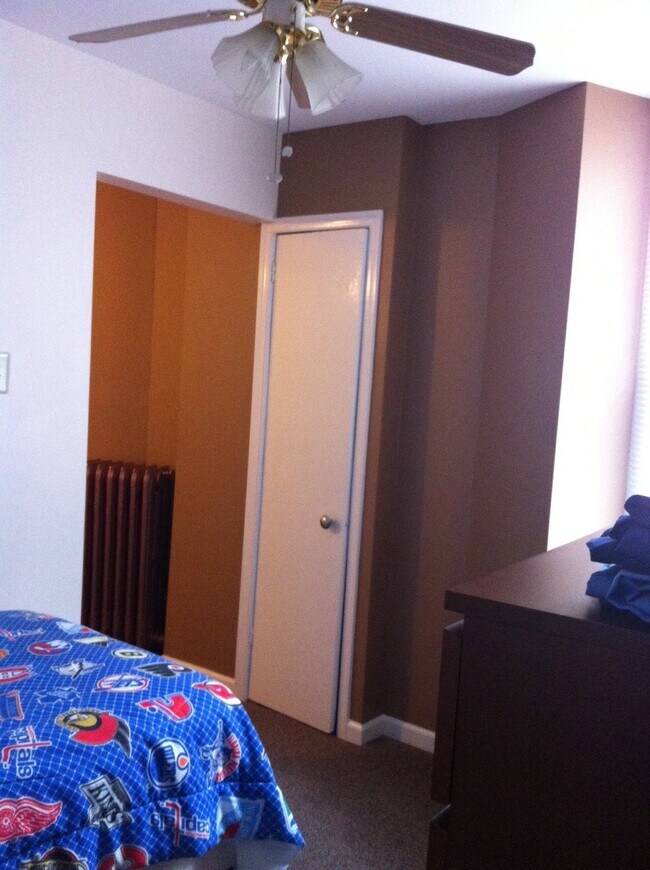 Foto del edificio - 266 Shelmire St