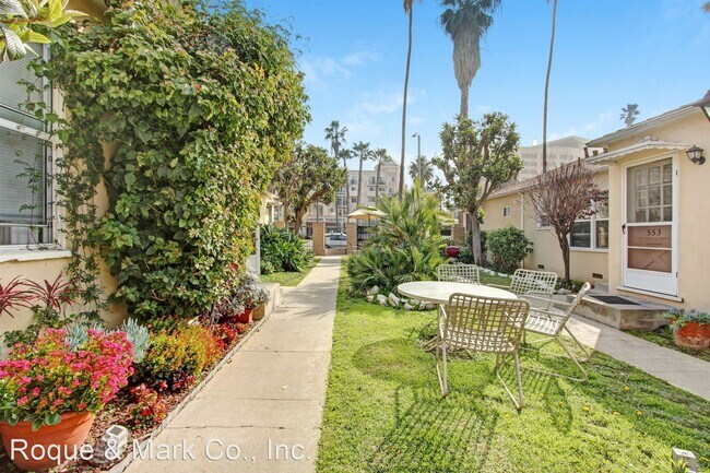Building Photo - 1 br, 1 bath Apartment - 551-557 3/4 Washi...
