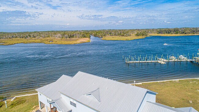 Building Photo - 2853 N Rivers Edge Blvd