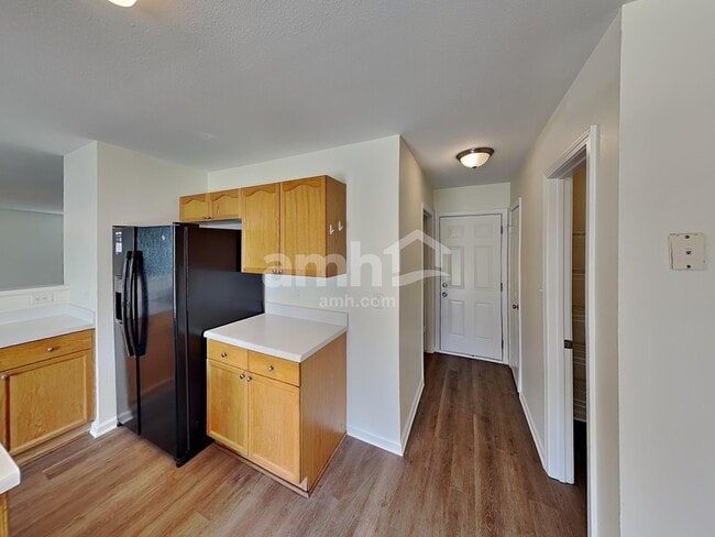 Foto del edificio - 10717 Pointer Ridge Dr