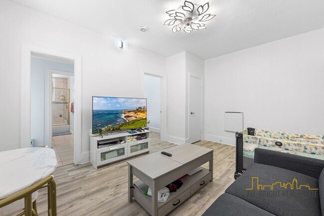 Foto del edificio - Awesome location one bedroom in Allston