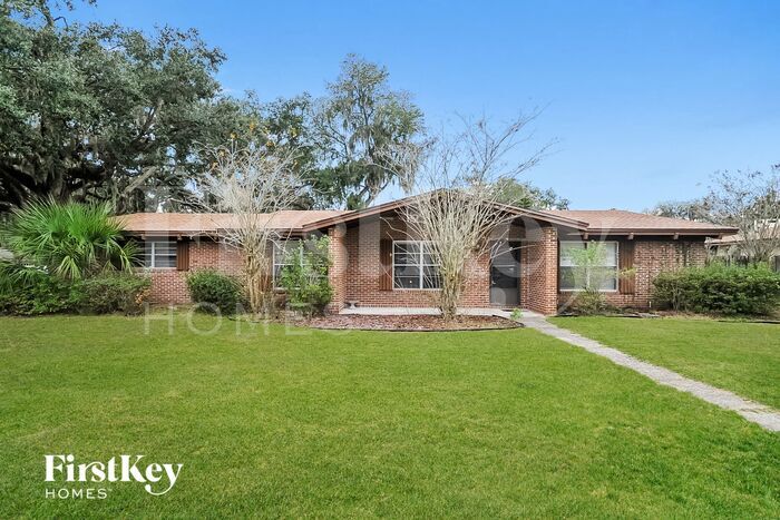 Primary Photo - 6327 Oak Square W