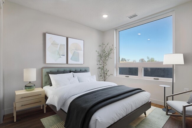 Bedroom - 9Ten West