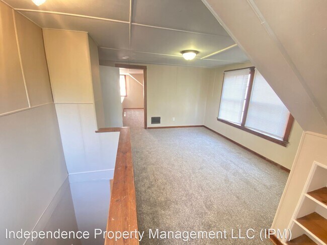 Building Photo - 3 br, 1 bath House - 8 Adair Avenue