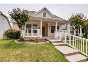 Building Photo - 1226 Oakcrest Dr