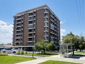 Building Photo - 710 E 200 S