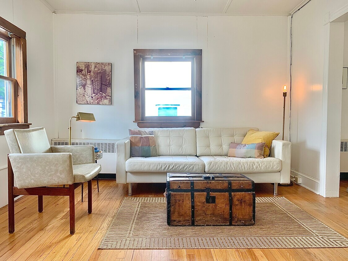 4 Washington St Unit 2, Oneonta, NY 13820 Apartments in Oneonta, NY