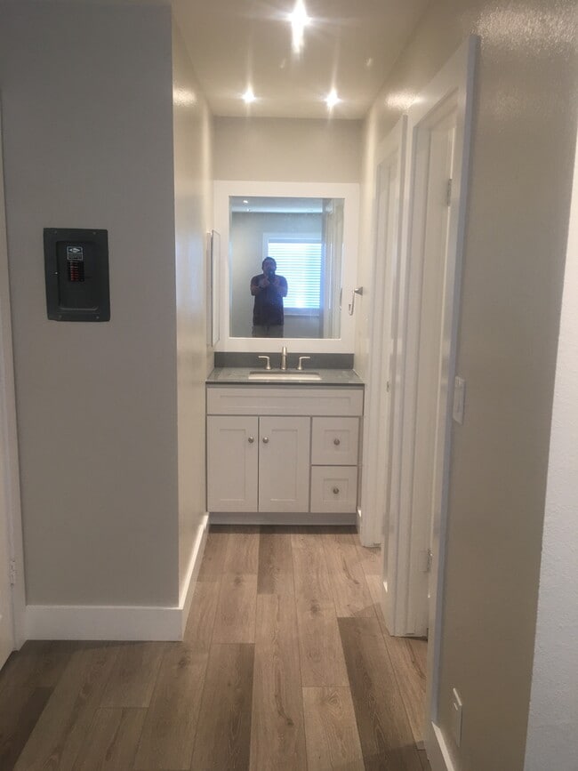 Foto del edificio - 16871 Green Ln