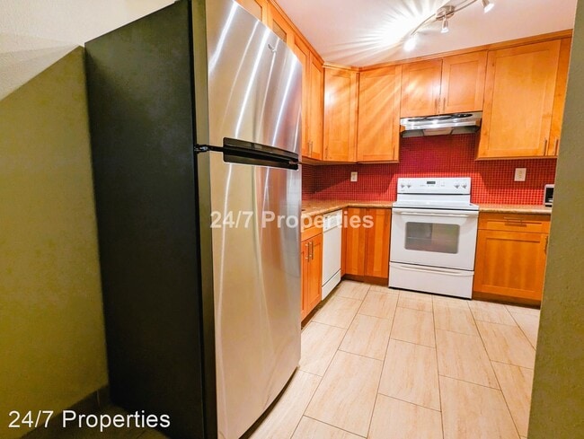 Foto del edificio - 2 br, 2 bath House - 4926 S. Corbett Ave. ...
