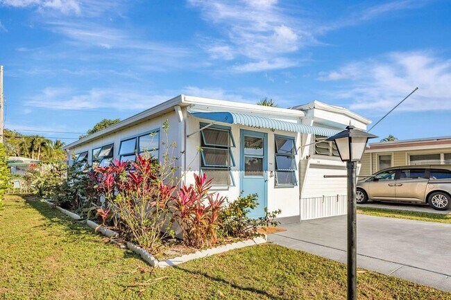Foto del edificio - 14556 Glenview Dr