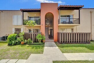 Building Photo - 10804 N Kendall Dr