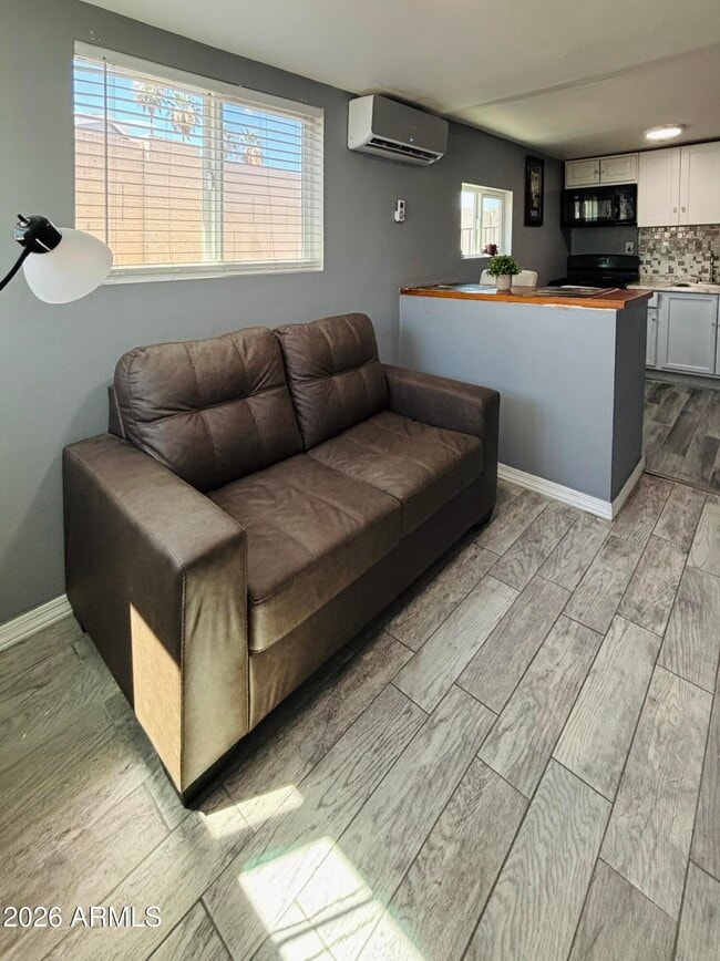 Building Photo - 3720 W Mauna Loa Ln