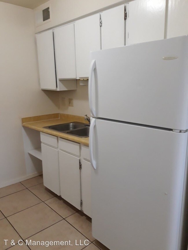 Foto del edificio - 13509 Copper Ave NE